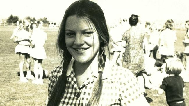 Donna Gates at Ivanhoe Girls Grammar School age 15