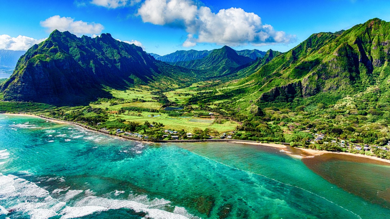 From thrilling marine encounters to gushing waterfalls and active volcanos, Hawaii is like nowhere else on Earth. Picture: iStock