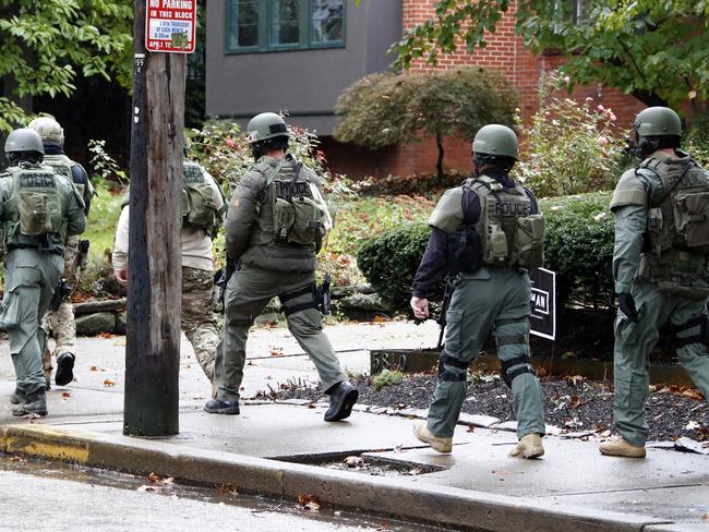 A SWAT team arrives at the Tree of Life Synagogue in Pittsburgh. Picture: AP