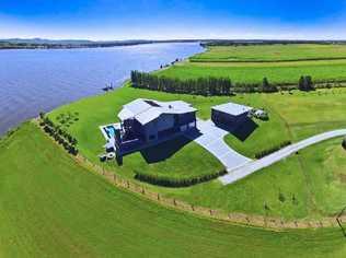 An aerial view of RiverScape at Palmers Island.