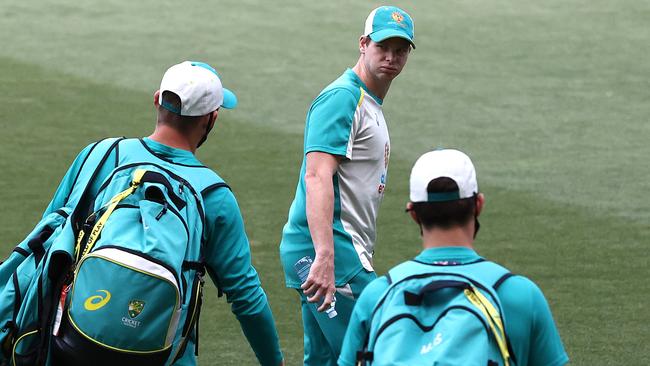 Steve Smith left the training field after tweaking his back. Picture: Getty Images