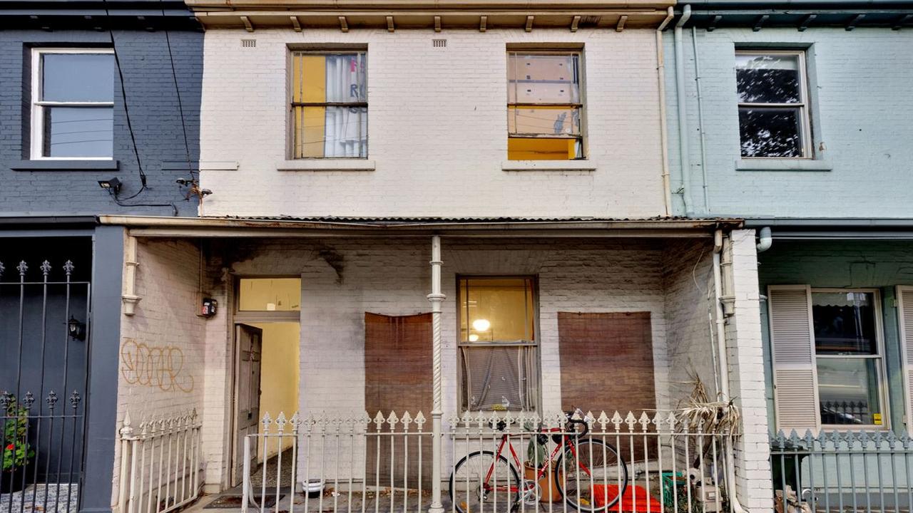 438 Lygon Street, Carlton went on to sell for $1.455m in 2021.