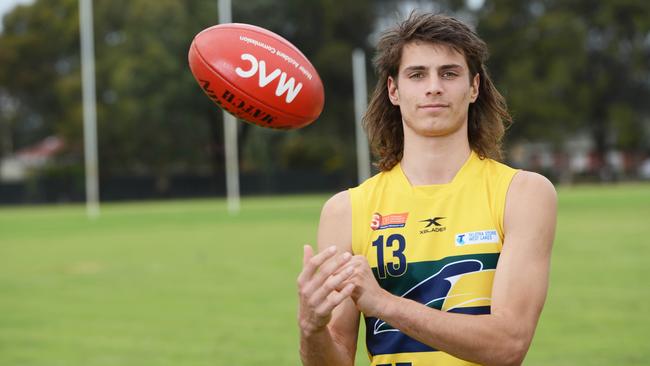 Potential Adelaide draft pick Caleb Poulter has had a strong endorsement from former clubmate Harry Schoenberg.