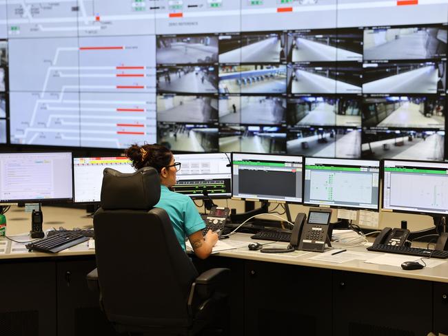 DAILY TELEGRAPH. OCTOBER 8, 2024.Pictured is the Metro Trains Sydney Mission Control Centre in Tallawong today. Picture: Tim Hunter.