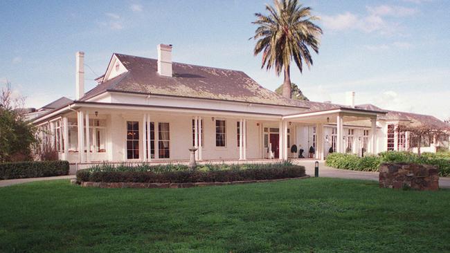 The historical house in 2000.