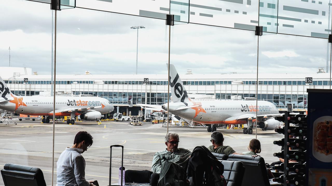 NSW Health began screening passengers arriving on flights from Melbourne following a positive case of COVID-19. Picture: NCA NewsWire/Flavio Brancaleone