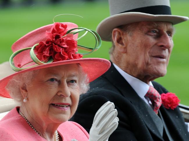 (FILE PICS)  ASCOT, UNITED KINGDOM - JUNE  16:  Queen Elizabeth ll and Prince Philip, Duke of Edinburgh arrive in an open carriage on Ladies Day at Royal Ascot on June 16, 2011 in Ascot, United Kingdom.    (Photo by Anwar Hussein/WireImage)