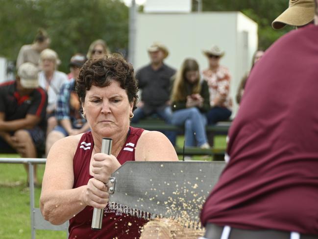 Jack and Jill saw through comp as rain can’t dampen show crowds