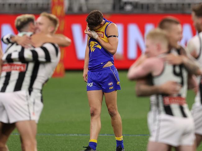 PERTH, AUSTRALIA - OCTOBER 03: Jack Redden of the Eagles reacts after being defeated during the AFL First Elimination Final match between the West Coast Eagles and the Collingwood Magpies at Optus Stadium on October 03, 2020 in Perth, Australia.  (Photo by Paul Kane/Getty Images)