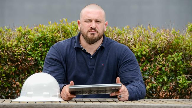 Tradie-turned-psychologist Simon Tyler. Picture: Brenton Edwards