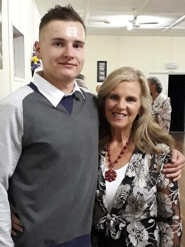 Kyle Sydenham and his mother Diane. Picture: Nine News / Supplied by family