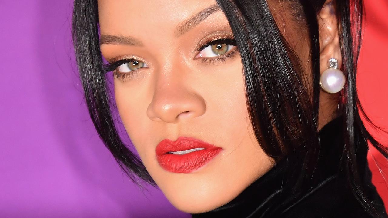 Fans call for Rihanna to replace Queen Elizabeth II as Barbados’ head ...