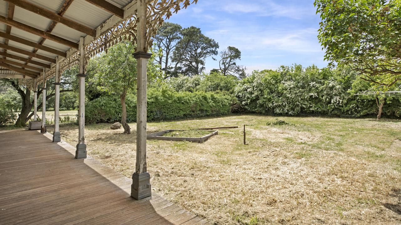 Lifestyle property for sale Meadowbank/Charminster at Lancefield The