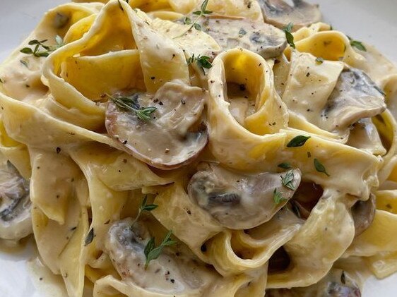 Can't go wrong with a creamy pasta.