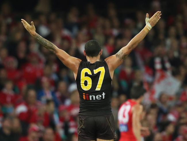 Shaun Burgoyne kicks a vital goal late in the last quarter. Picture: Phil Hillyard