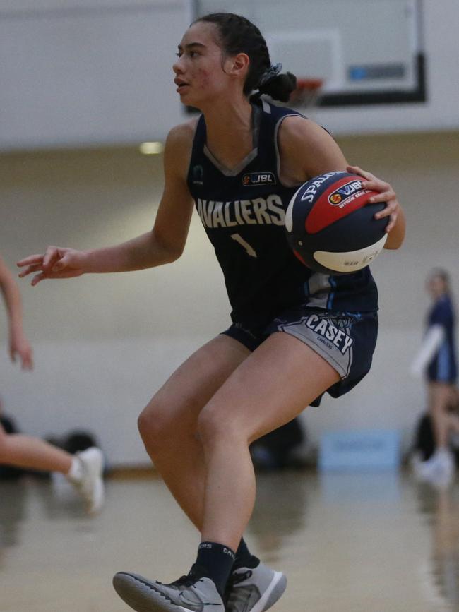 Casey’s Manaree Te Paki looks to make her next move. Picture: Valeriu Campan