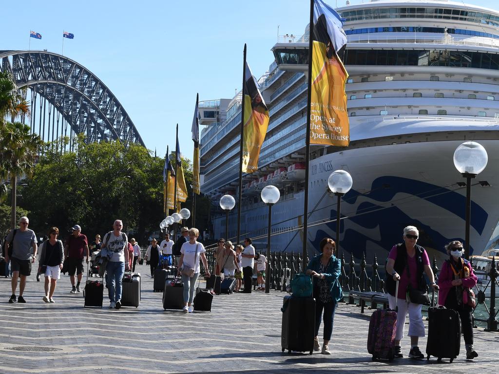 Cruise ship was identifiedas a risk, but still cleared