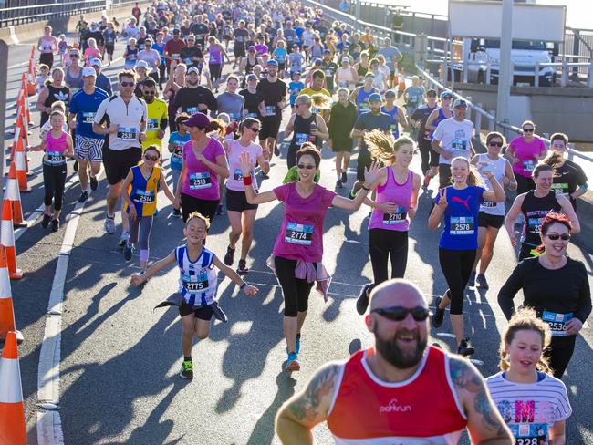 Run the Bridge Fun Run 2020 across Tasman Bridge. Picture: RICHARD JUPE