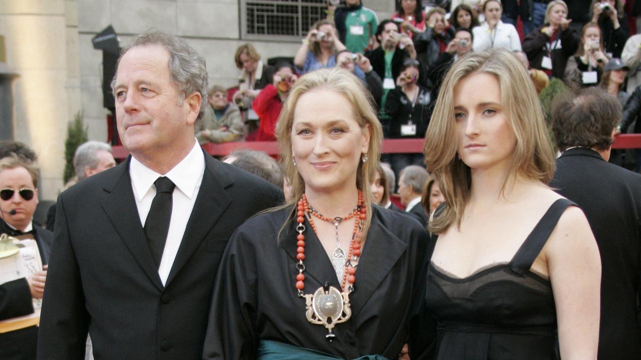 Actress Meryl Streep arrives with her daughter Grace and husband Don Gummer for the Academy Awards in 2007.