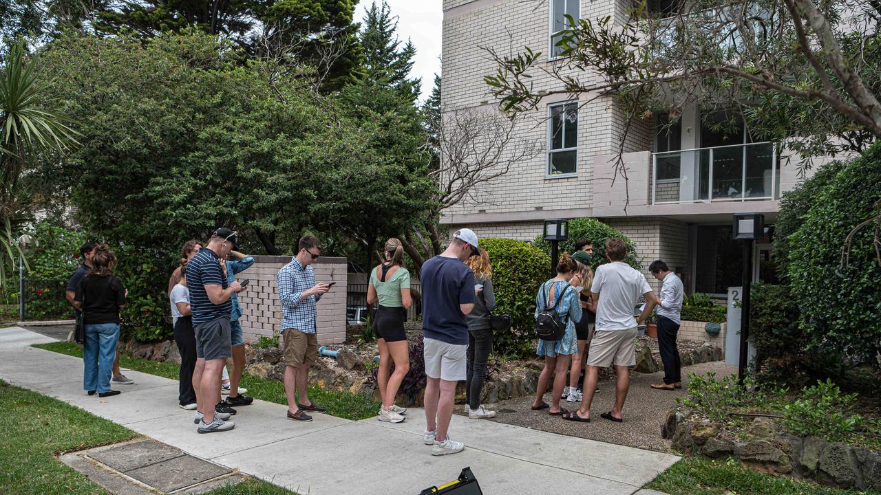 Crowds queuing up to inspect rental properties have become a common sight. Picture: NCA NewsWire / Flavio Brancaleone