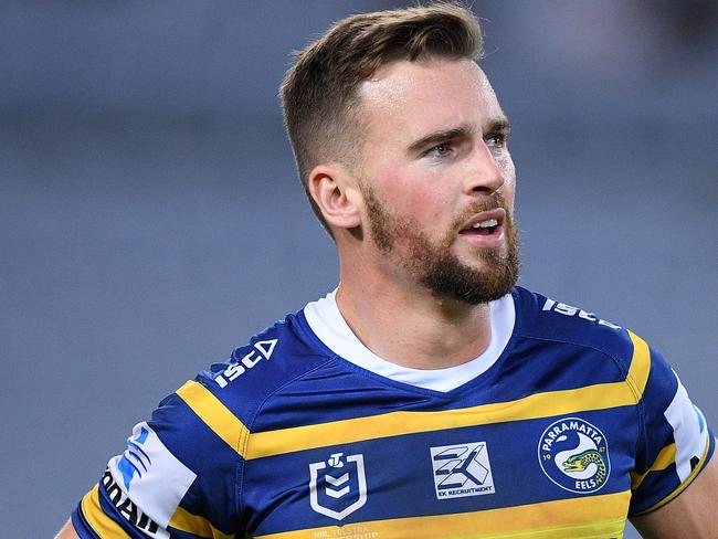 Clint Gutherson of the Eels warms up ahead of the Round 3 NRL match between the Parramatta Eels and Sydney Roosters at ANZ Stadium, Sydney, Friday, March 29, 2019. (AAP Image/Dan Himbrechts) NO ARCHIVING, EDITORIAL USE ONLY