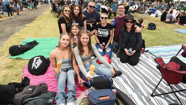 Hello Sunshine Music &amp; Food Festival. Anita Ellis and her friends Picture: David Smith