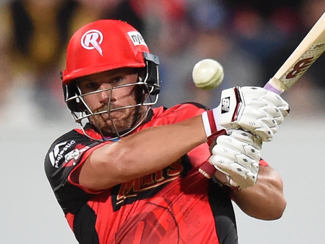 Aaron Finch of the Renegades plays a shot during the Big Bash League (BBL) match between the Melbourne Renegades and the Sydney Sixers at GMHBA Stadium in Geelong, Wednesday, January 3, 2018. (AAP Image/Mal Fairclough) NO ARCHIVING, EDITORIAL USE ONLY, IMAGES TO BE USED FOR NEWS REPORTING PURPOSES ONLY, NO COMMERCIAL USE WHATSOEVER, NO USE IN BOOKS WITHOUT PRIOR WRITTEN CONSENT FROM AAP