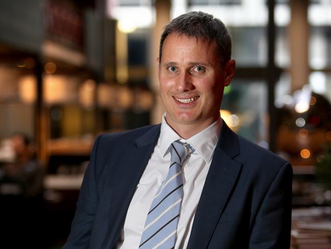 Simon Mawhinney, Funds Mgr at Allan Gray at The Intercontinental HOtel in Melbourne.