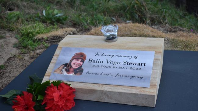 “Forever loved, forever young”: Balin Stewart’s memorial unveiled at Buddina. Photos: Elizabeth Neil