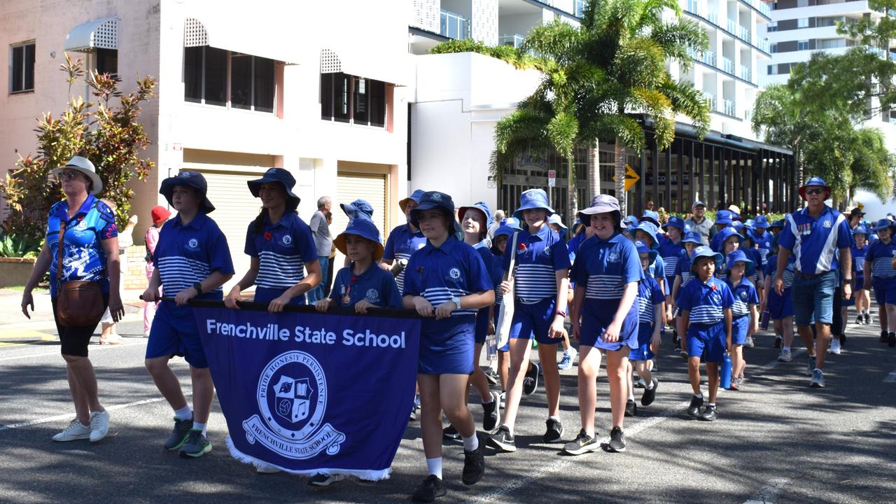 90+ photos: Rockhampton pays its respects in 2024 Anzac Day March | The ...