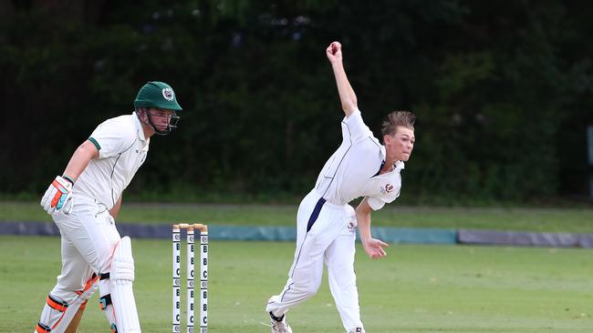 TGS's Lachlan Spies bowls. Picture: Tertius Pickard