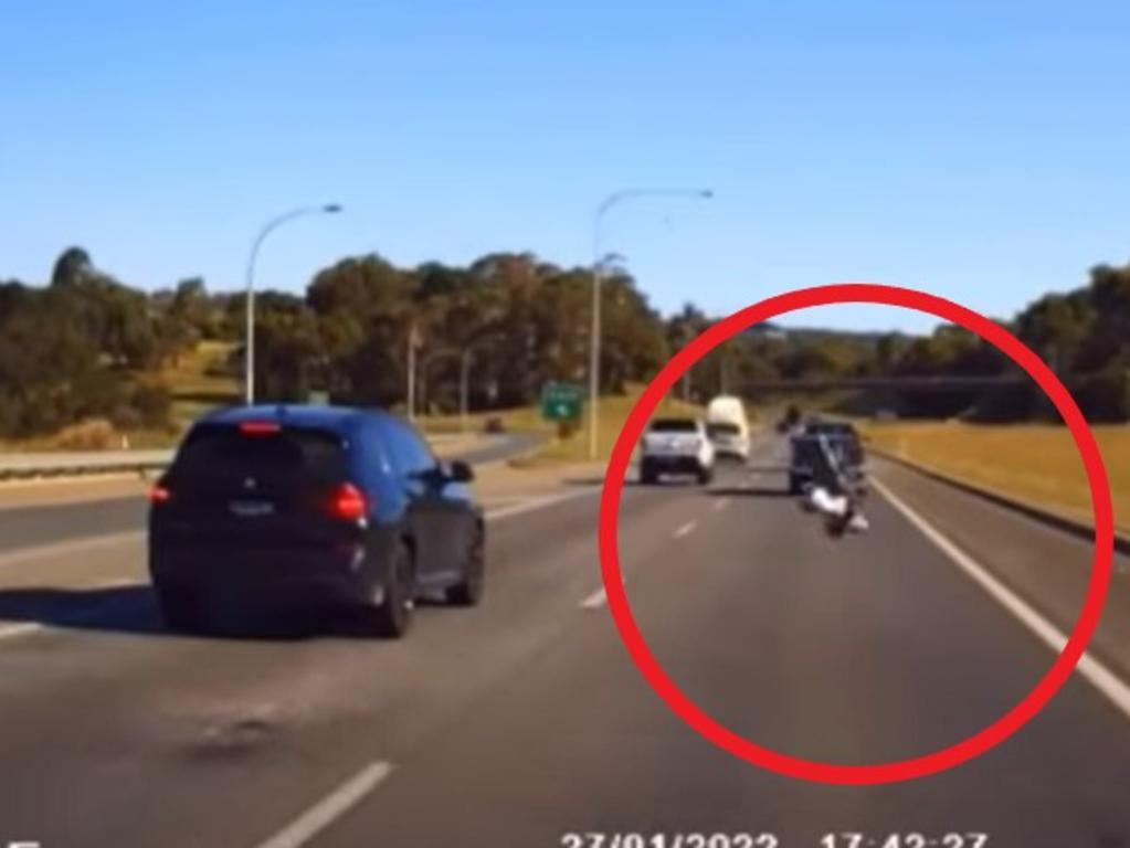 Moment a car was hit by a towbar captured on dash cam footage. Source: Dash Cam Owners Australia.