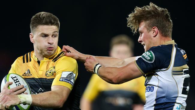 Jordan Jackson-Hope (right) is set for his run-on Brumbies debut.