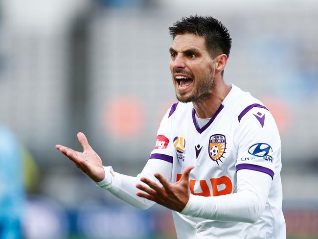 Bruno Fornaroli of the Glory reacts during the Round 23 A-League match between Sydney FC and Perth Glory at Netstrata Jubilee Stadium in Sydney, Saturday, March 14, 2020. (AAP Image/Brendon Thorne) NO ARCHIVING, EDITORIAL USE ONLY