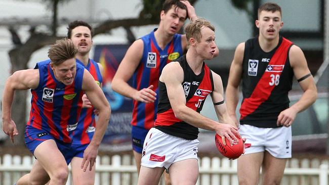 Nick Hind of Essendon runs forward during VFL: Port Melbourne v Essendon on Saturday, August 4, 2018, in Port Melbourne, Victoria, Australia. Picture: Hamish Blair