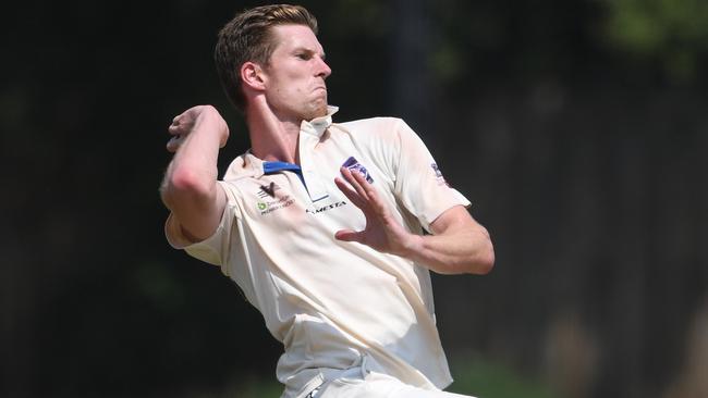 Steven Reid in action for Melbourne University.