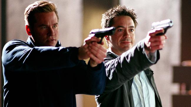 Robert Downey Jr and Val Kilmer lead the top notch performances in Kiss Kiss, Bang Bang.