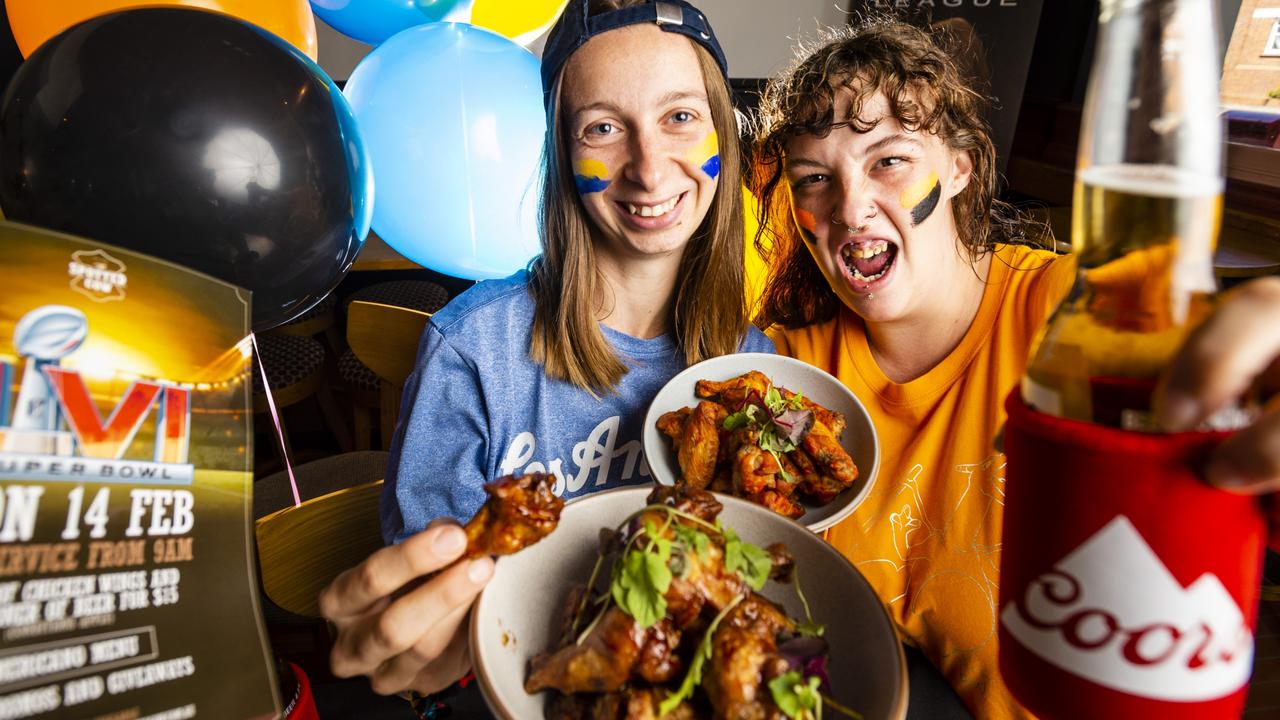 Bianca Catalano (left) and Larissa Hamill are ready for the Super Bowl party at The Spotted Cow Hotel. Picture: Kevin Farmer