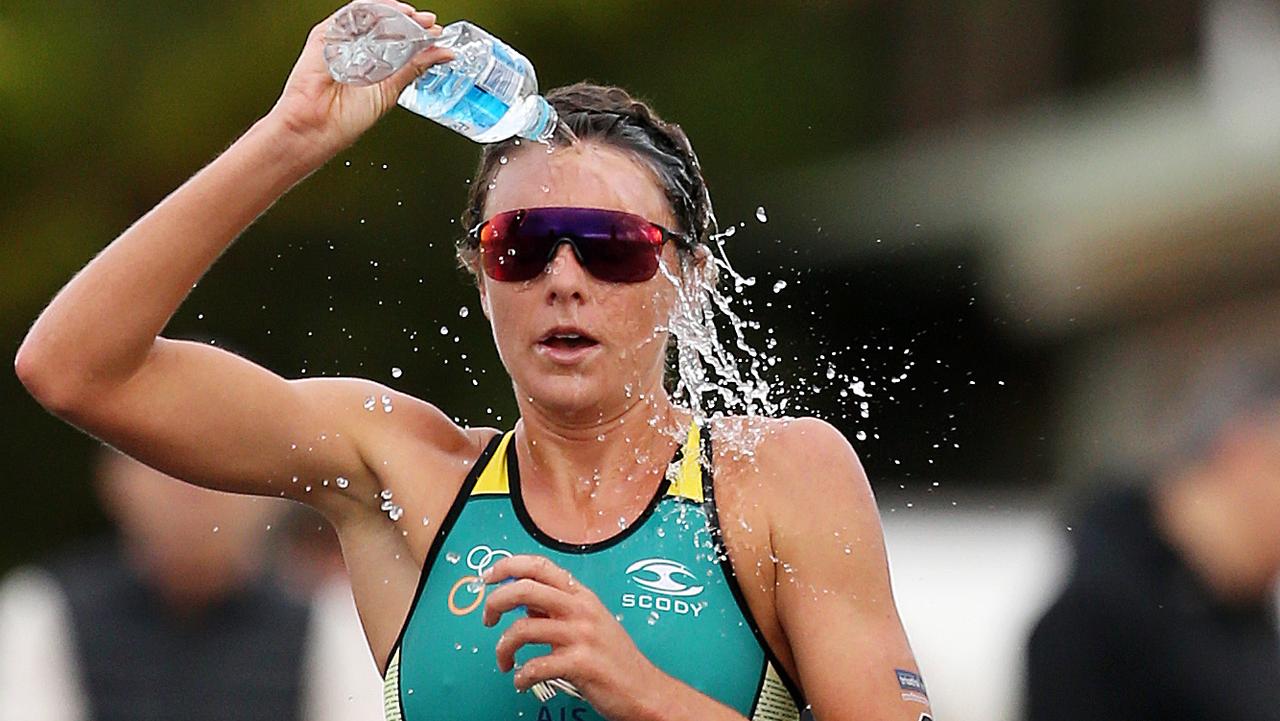 Natalie Van Coevorden: Campbelltown triathlete feels heat in Tokyo ...