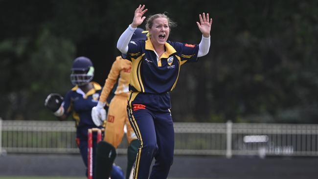 Scarlett Sheridan in action for the Central Coast. Picture: Martin Ollman