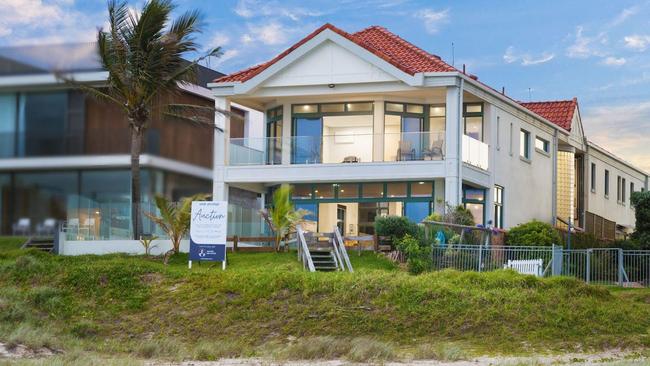 This property at 65 Albatross Avenue, Mermaid Beach, sold in 2024 to Clive Palmer.