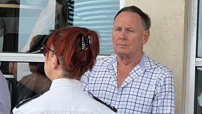 Gregory John McGannon, right, with court sheriffs outside the Esplanade Hotel, Brighton, where he allegedly ate a pizza and drank wine before driving into the Adelaide Hills and setting the 2021 Cherry Gardens and Clarendon bushfires. Picture: Emma Brasier