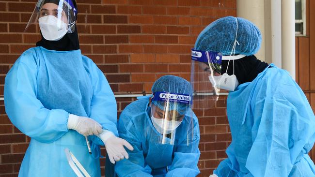 Nurses working at a testing clinic. Picture: NCA Newswire / Gaye Gerard