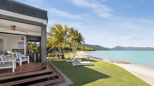 InterContinental Hayman Island Resort Beachfront Pavilion.