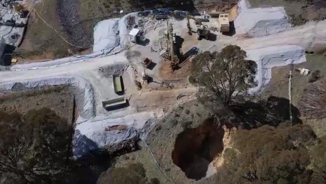 Snowy Hydro 2.0 project continues to face delays, months after a sinkhole and a gas leak caused operational difficulties.