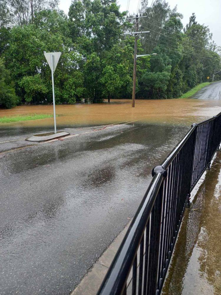 Simes Bridge in Lismore is close to going under floodwater in Lismore.