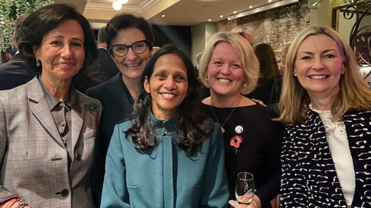 Shemara Wikramanayake, CEO of Macquarie Group, centre, with, from left, Ana Botín, executive chairman, Banco Santander, Jane Fraser, CEO of Citi, Alison Rose, chief executive of NatWest Group and Anne Richards, CEO of Fidelity International.