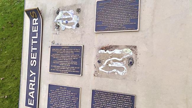 Thieves have stolen 15 memorial bronze plaques at New Norfolk.