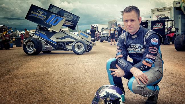 Ian Madsen at Sydney Speedway ahead of the Boxing Day race, 2014.