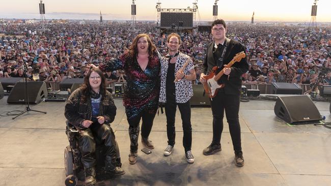 Sync or Swim band on stage at Mundi Mundi Bash for Headliners ABC series. Picture: Supplied/ABC